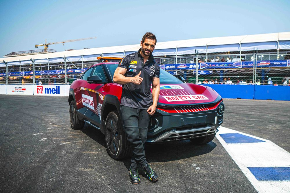 BE-6_Safety-Car_IRF-3