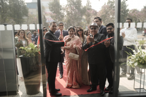 Image-01_Mr.-Brendon-Sissing-VP-Sales-Marketing-Mercedes-Benz-India-inaugurates-a-state-of-art-luxury-showroom-in-Raipur-City-Star