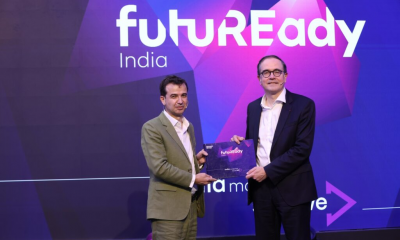 Mr.-Francois-Provost-CEO-Renault-Group-and-Mr.-Stephane-Deblaise-CEO-Renault-Group-posing-with-newly-launched-Renault-Duster-at-the-unveil-of-futuREady-India-strategy-1024x683