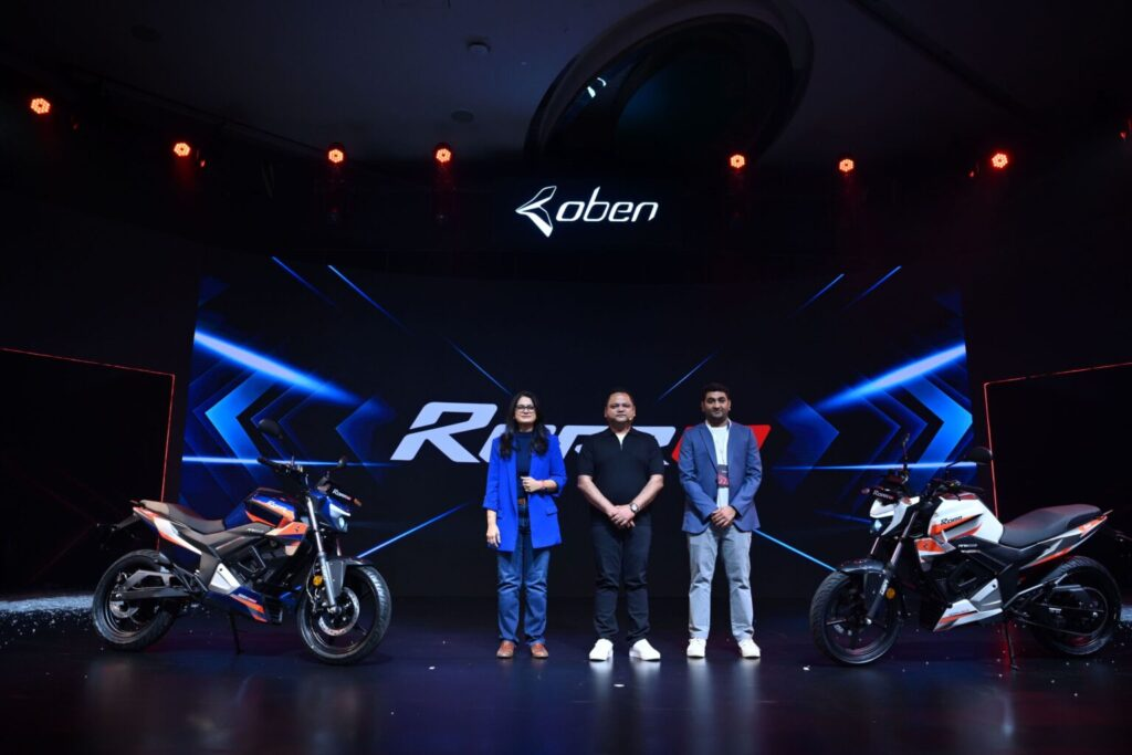 Image-1-Madhumita-Agrawal-Founder-CEO-Oben-Electric_-Dinkar-Agrawal-Founder-COO-Oben-Electric_-Sagar-Thakkar-Co-Founder-CPO-Oben-Electric-at-the-launch-of-the-Oben-Rorr-EVO-1536x1024-1-1024x683