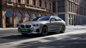 03-The-first-ever-BMW-i5-LWB