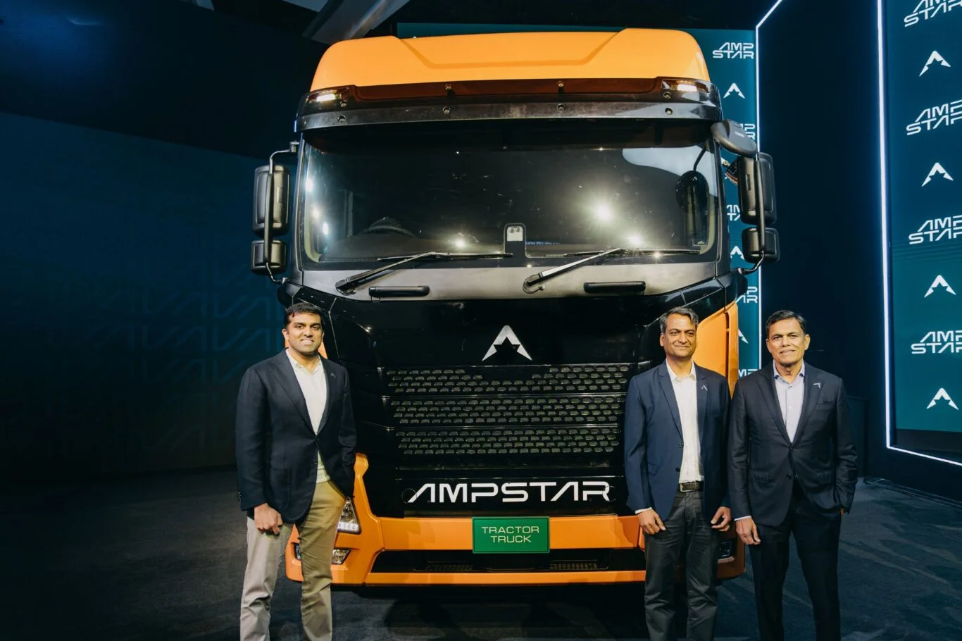 AMPSTAR-Tractor-Truck-Image-1edi-1536x1024-1