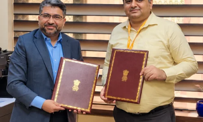 L-to-R-Mr.-Anand-Mimani-CEO-EV-New-Energy-Business-Blue-Energy-Motors-and-Mayank-Tyagi-IDAS-Director-Ministry-of-Road-Transport-Highways-rrrrrrrr-1