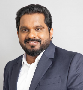 Yeemak-Vanchinathan-2-946x1024